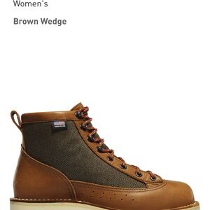 Westslope Women's Brown Wedge Boots